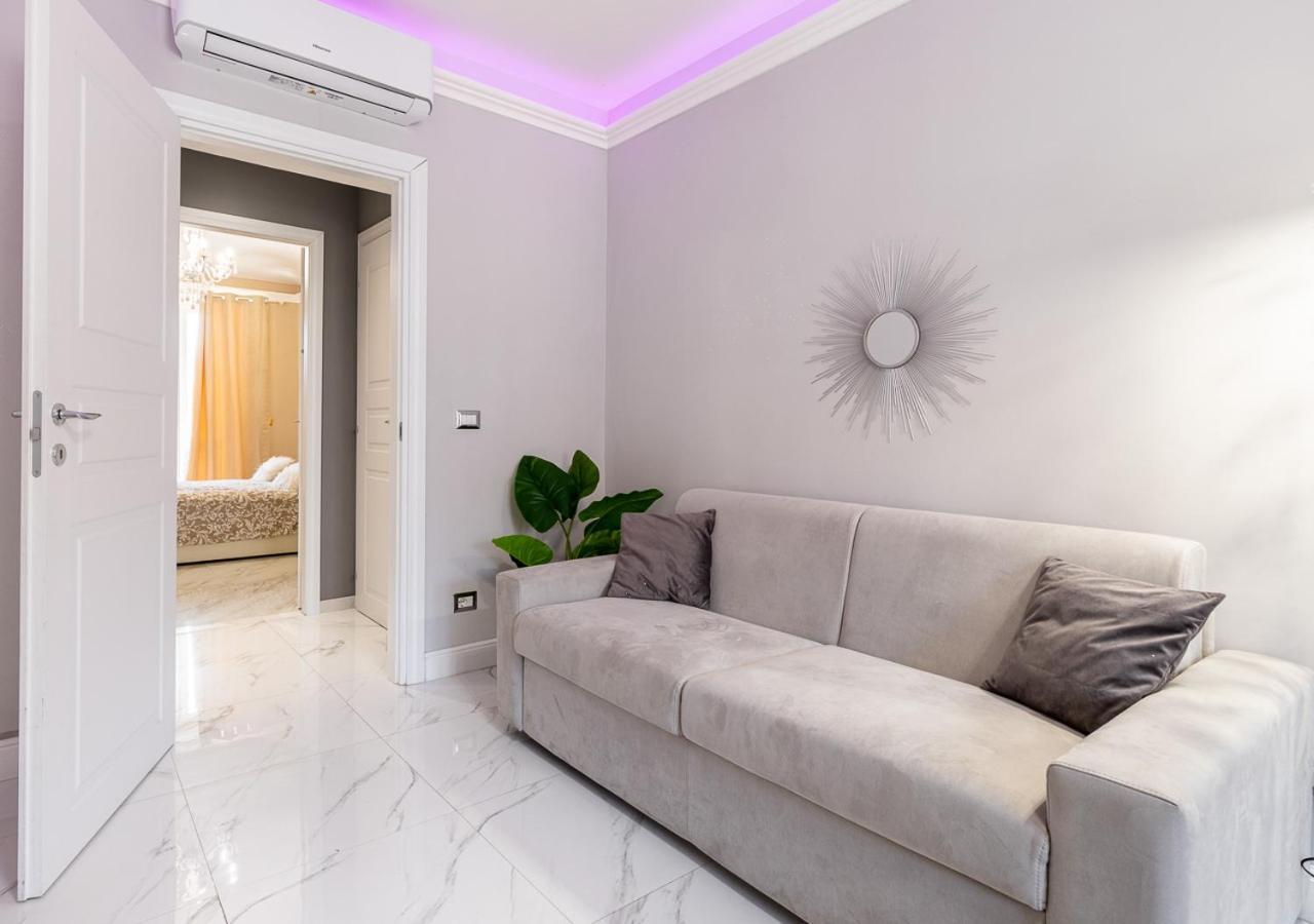 Elegant Suite - In Centro Portanuova Turin Exterior photo
